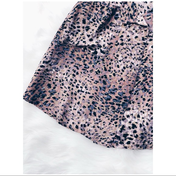 Hy + Dot blush leopard frump blouse - Picture 7 of 7
